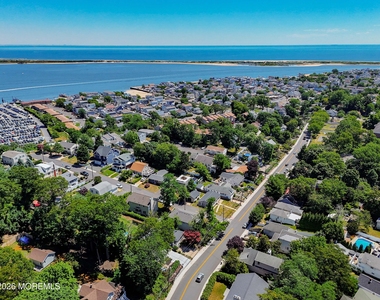 210 Linden Avenue - Photo Thumbnail 43