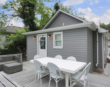 210 Linden Avenue - Photo Thumbnail 22