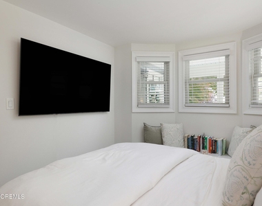 210 Linden Avenue - Photo Thumbnail 14
