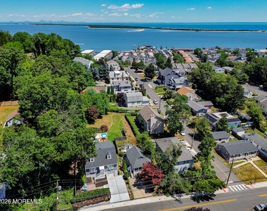 210 Linden Avenue - Photo Thumbnail 27