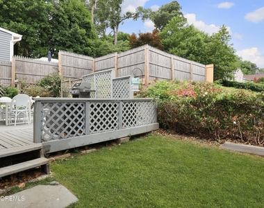 210 Linden Avenue - Photo Thumbnail 17