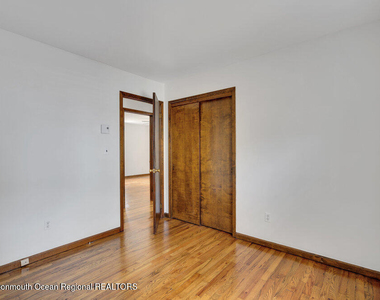 802 Laura Herbert Drive - Photo Thumbnail 18