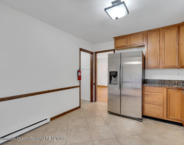 802 Laura Herbert Drive - Photo Thumbnail 13