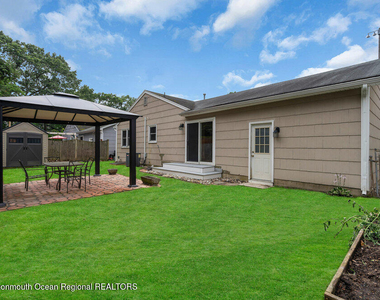 802 Laura Herbert Drive - Photo Thumbnail 24