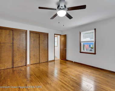 802 Laura Herbert Drive - Photo Thumbnail 15