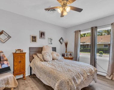 390 Picardy Court - Photo Thumbnail 17
