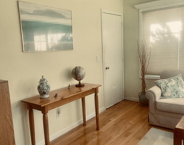 7 Basset Drive - Photo Thumbnail 9