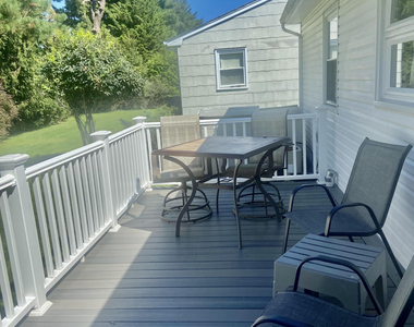 7 Basset Drive - Photo Thumbnail 17