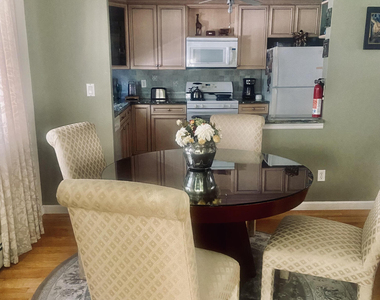 7 Basset Drive - Photo Thumbnail 4