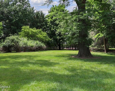 89 Middletown Road - Photo Thumbnail 10