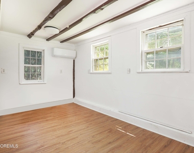 89 Middletown Road - Photo Thumbnail 4