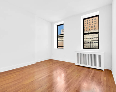 426 West 49th Street - Photo Thumbnail 1