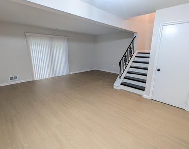 13 Wren Way - Photo Thumbnail 2