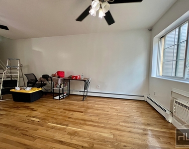 449 Lexington Avenue - Photo Thumbnail 5