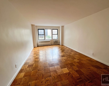 East 36 Street - Photo Thumbnail 11