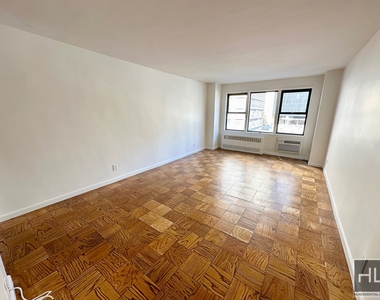 East 36 Street - Photo Thumbnail 2