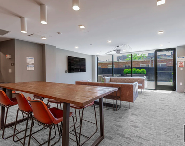 Northern Boulevard - Photo Thumbnail 9