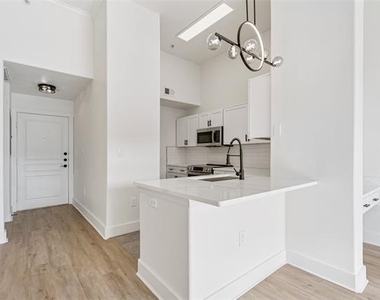 330 Las Colinas Boulevard E - Photo Thumbnail 6