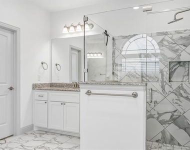 2618 Fair Oaks Avenue - Photo Thumbnail 26