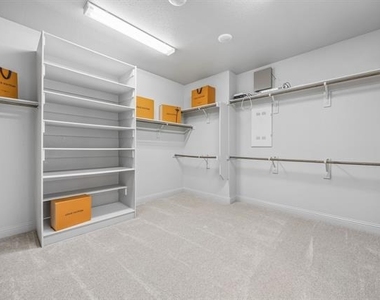 2618 Fair Oaks Avenue - Photo Thumbnail 27