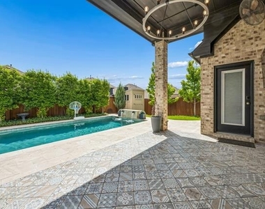 2618 Fair Oaks Avenue - Photo Thumbnail 34