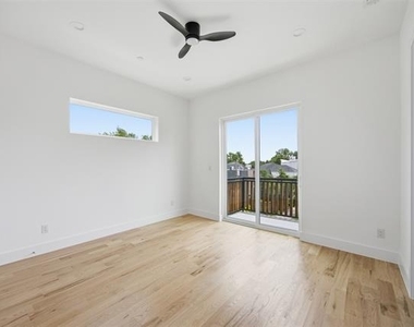 4605 Belmont Avenue - Photo Thumbnail 17