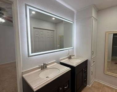 1717 Pemelton Drive - Photo Thumbnail 12