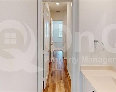 7324 Black Cherry Lane - Photo Thumbnail 27