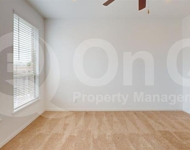 7324 Black Cherry Lane - Photo Thumbnail 15