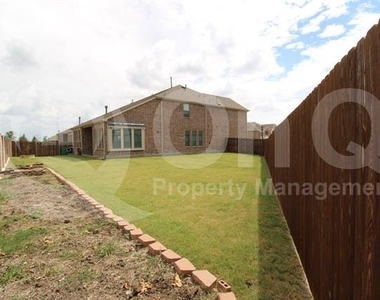 7324 Black Cherry Lane - Photo Thumbnail 3