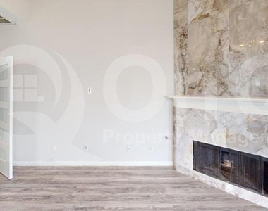 6501 Matson Drive - Photo Thumbnail 6