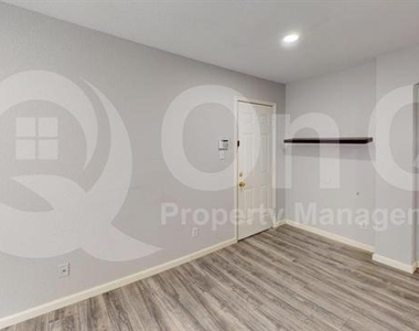 6501 Matson Drive - Photo Thumbnail 9