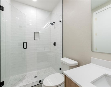 4060 Spring Valley Road - Photo Thumbnail 10