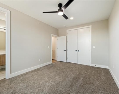 4060 Spring Valley Road - Photo Thumbnail 8