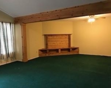7909 White Boulevard - Photo Thumbnail 3