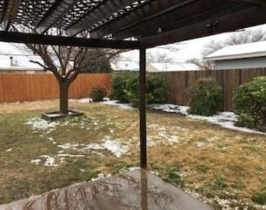 7909 White Boulevard - Photo Thumbnail 16