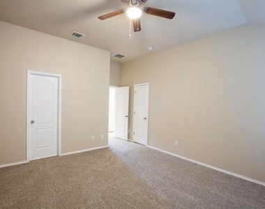 709 Alder Drive - Photo Thumbnail 27