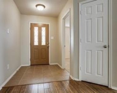 12911 Balez Drive - Photo Thumbnail 8