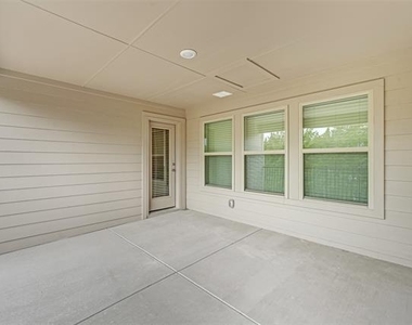 7929 Bayside Drive - Photo Thumbnail 33