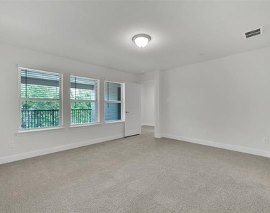 7929 Bayside Drive - Photo Thumbnail 30