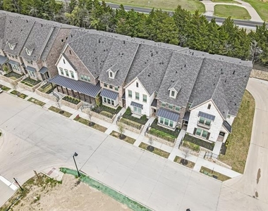 7929 Bayside Drive - Photo Thumbnail 1