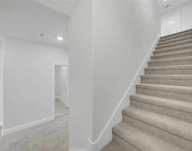 7929 Bayside Drive - Photo Thumbnail 27