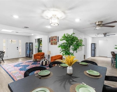 2601 N Willis Street - Photo Thumbnail 5