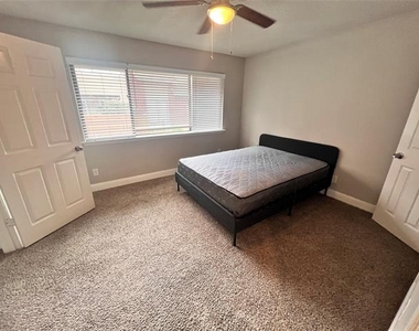 8404 Forest Lane - Photo Thumbnail 3