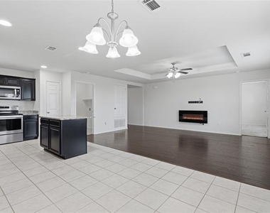 2207 Heaton Street - Photo Thumbnail 7