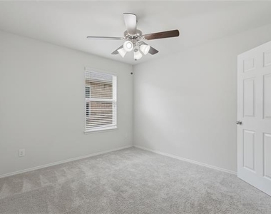 2207 Heaton Street - Photo Thumbnail 4
