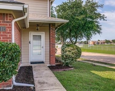 1712 E Peters Colony Road - Photo Thumbnail 2