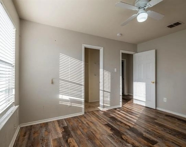 2808 High Pointe Boulevard - Photo Thumbnail 31