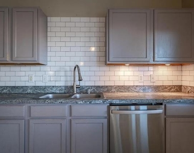 2808 High Pointe Boulevard - Photo Thumbnail 9