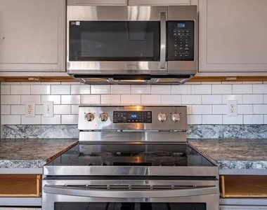 2808 High Pointe Boulevard - Photo Thumbnail 7
